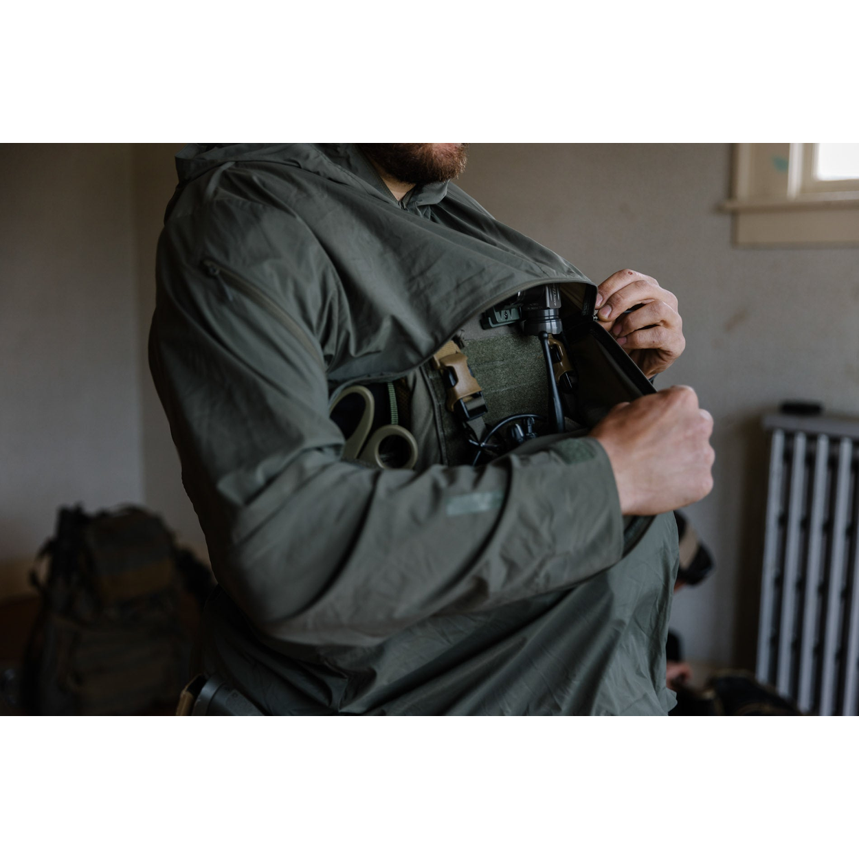 Tomahawk Performance Overlayer Anorak